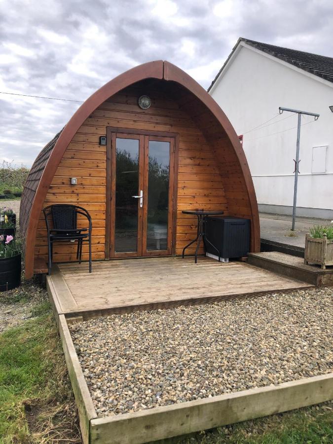 The Rainbow Pod Villa Milltown Malbay Kültér fotó