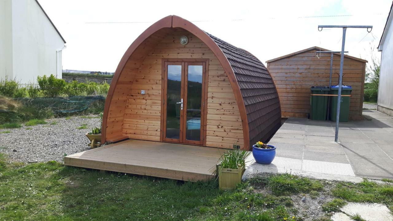 The Rainbow Pod Villa Milltown Malbay Kültér fotó
