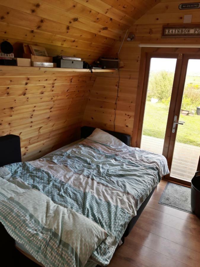 The Rainbow Pod Villa Milltown Malbay Kültér fotó