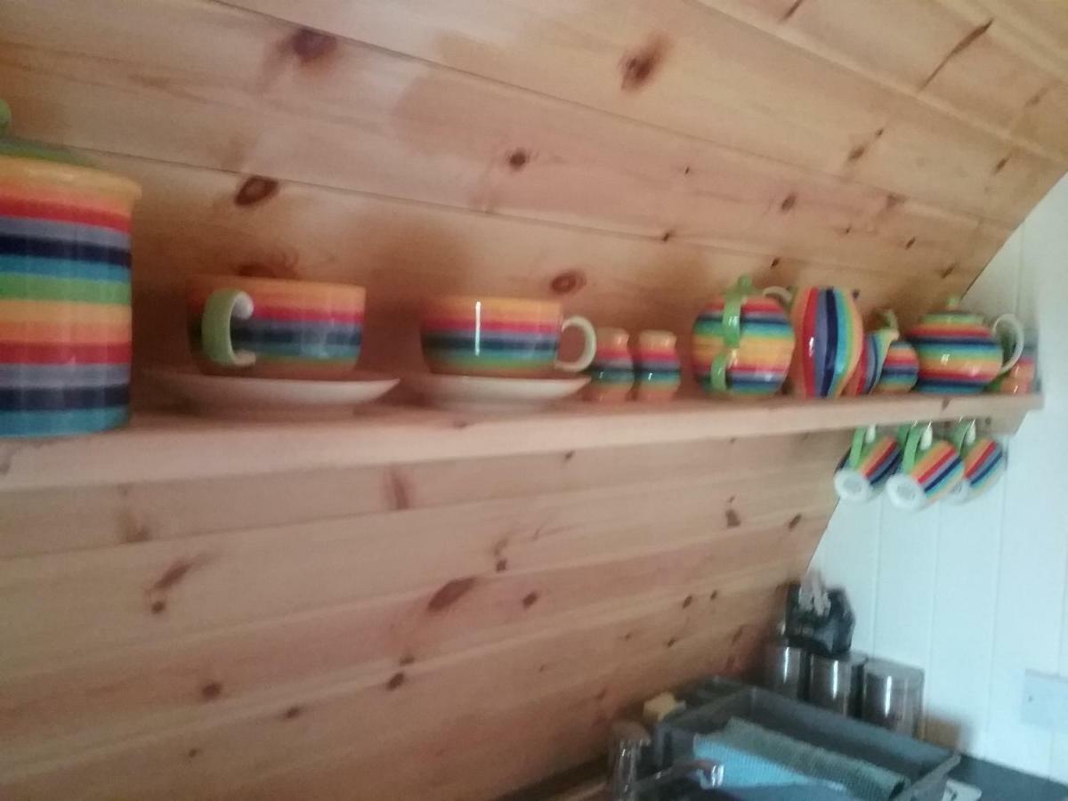 The Rainbow Pod Villa Milltown Malbay Kültér fotó