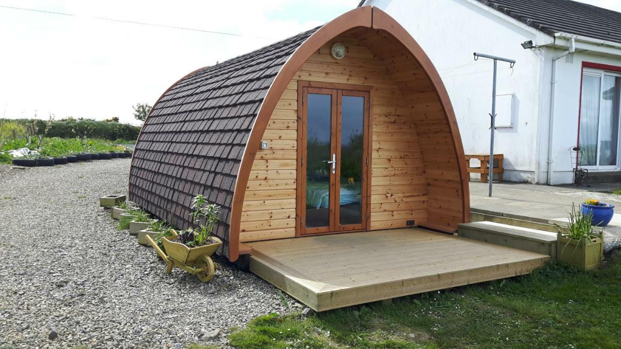 The Rainbow Pod Villa Milltown Malbay Kültér fotó