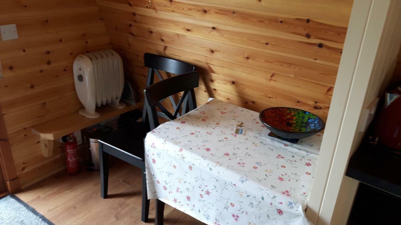 The Rainbow Pod Villa Milltown Malbay Kültér fotó