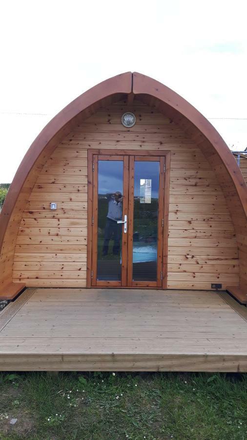 The Rainbow Pod Villa Milltown Malbay Kültér fotó